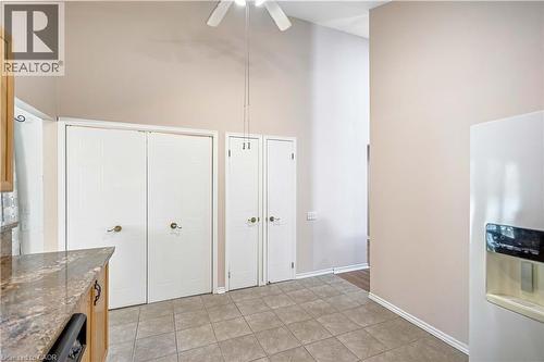 375 Silverbirch Boulevard, Hamilton, ON - Indoor Photo Showing Other Room