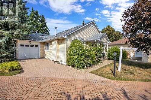 375 Silverbirch Boulevard, Hamilton, ON - Outdoor