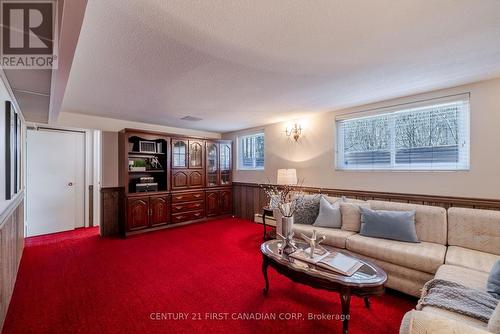 758 Cheapside Street, London East (East C), ON - Indoor Photo Showing Living Room