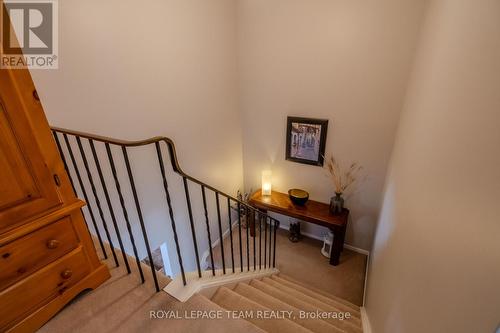 118 Seabrooke Drive, Ottawa, ON - Indoor Photo Showing Other Room