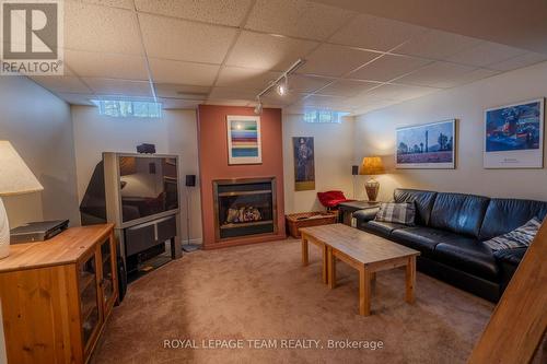 118 Seabrooke Drive, Ottawa, ON - Indoor With Fireplace