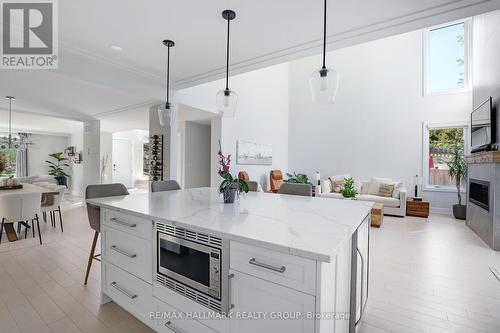 668 Mansfield Avenue, Ottawa, ON - Indoor Photo Showing Kitchen