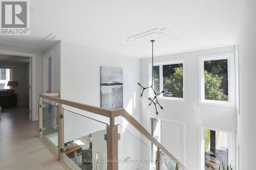 668 Mansfield Avenue, Ottawa, ON - Indoor Photo Showing Other Room