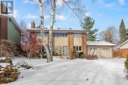 22 BANTING CRESCENT  Ottawa, ON K2K 1P4