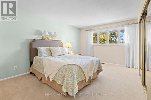 22 Banting Crescent, Ottawa, ON - Indoor Photo Showing Bedroom