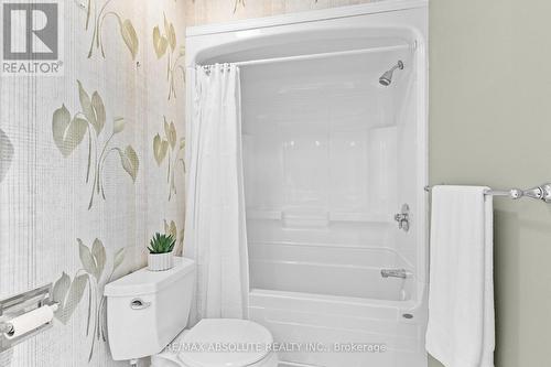 22 Banting Crescent, Ottawa, ON - Indoor Photo Showing Bathroom