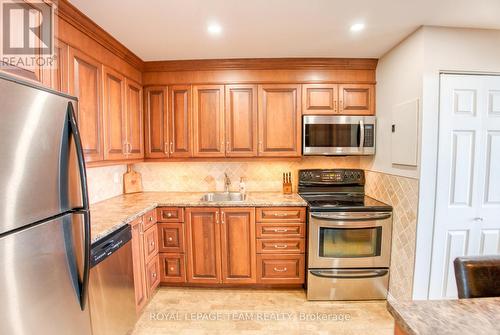 2006 - 1195 Richmond Road, Ottawa, ON - Indoor Photo Showing Kitchen