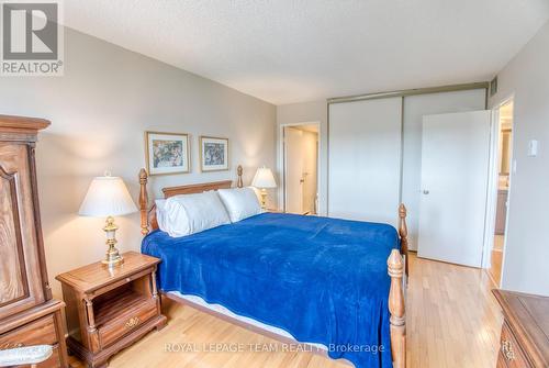 2006 - 1195 Richmond Road, Ottawa, ON - Indoor Photo Showing Bedroom