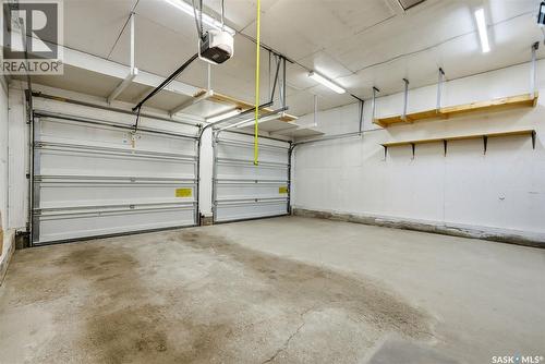 3216 Thames Crescent E, Regina, SK - Indoor Photo Showing Garage