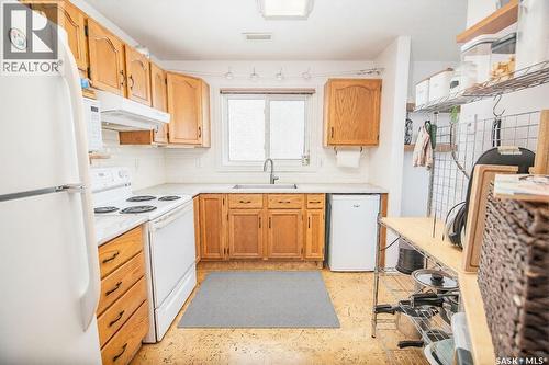 C2 532 River Street E, Prince Albert, SK - Indoor Photo Showing Kitchen