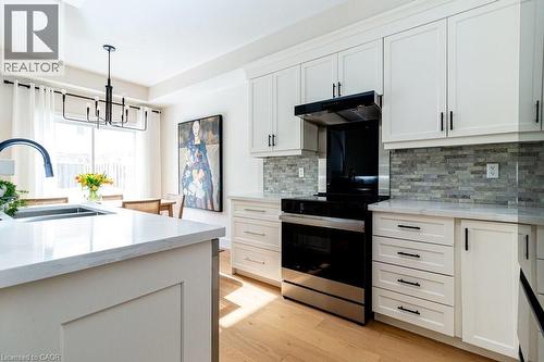 60 Cloverleaf Drive Unit# 48, Ancaster, ON - Indoor Photo Showing Kitchen With Double Sink With Upgraded Kitchen