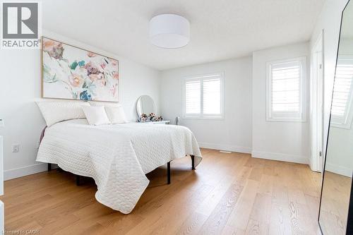 60 Cloverleaf Drive Unit# 48, Ancaster, ON - Indoor Photo Showing Bedroom