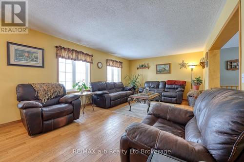 1011 Bornish Drive, North Middlesex, ON 