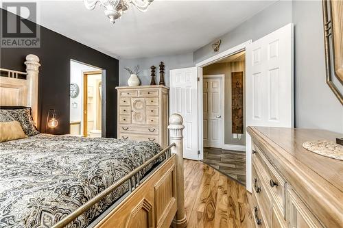 433 Raymond Crescent, Azilda, ON - Indoor Photo Showing Bedroom