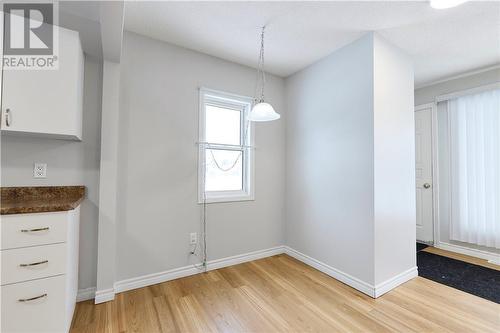 285 Omer, Chelmsford, ON - Indoor Photo Showing Other Room