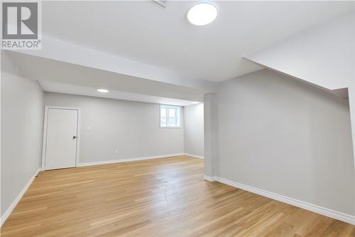 285 Omer, Chelmsford, ON - Indoor Photo Showing Other Room