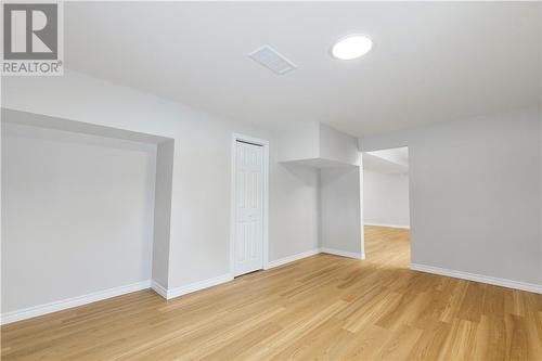 285 Omer, Chelmsford, ON - Indoor Photo Showing Other Room