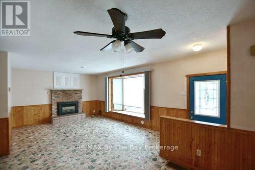 Living room/Dining room - 445 Fifth Street, Collingwood, ON - Indoor With Fireplace