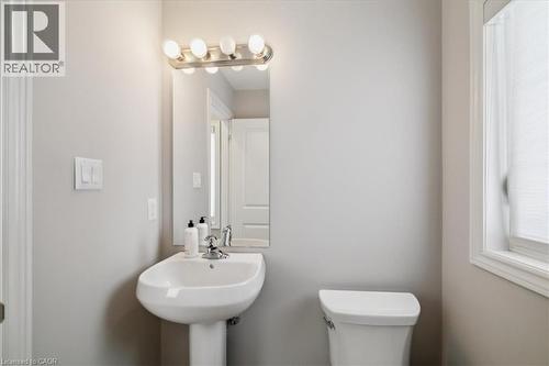 Bathroom with toilet - 2220 Queensway Drive Unit# 15, Burlington, ON - Indoor Photo Showing Bathroom