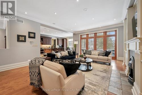 63 Metcalfe Street, Guelph (St. George'S), ON - Indoor Photo Showing Living Room