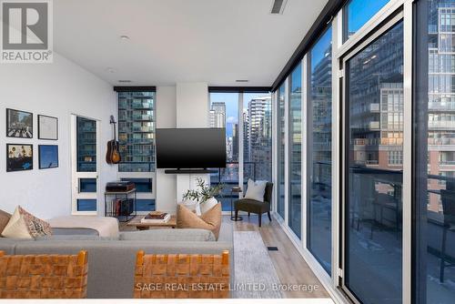 715 - 135 East Liberty Street, Toronto, ON - Indoor