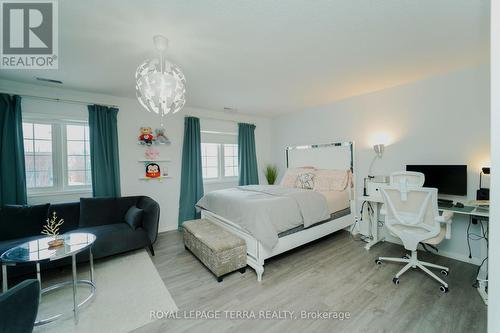 702 - 1400 The Esplanade N, Pickering, ON - Indoor Photo Showing Bedroom