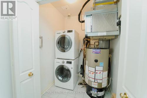 702 - 1400 The Esplanade N, Pickering, ON - Indoor Photo Showing Laundry Room