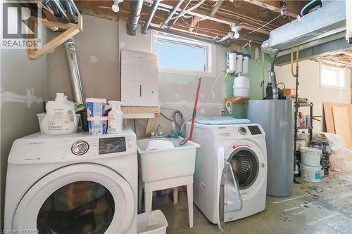 13 Barnes Avenue, Brantford, ON - Indoor Photo Showing Laundry Room