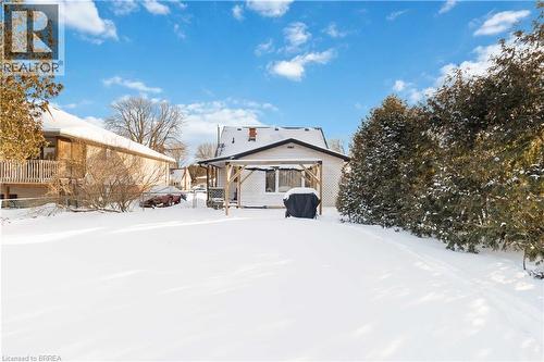 13 Barnes Avenue, Brantford, ON - Outdoor