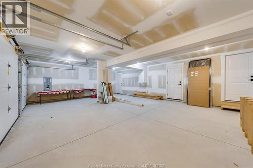Lot 6 Summit Street, Lakeshore, ON - Indoor Photo Showing Garage