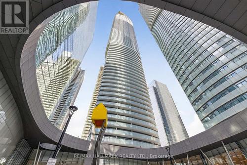 2301 - 14 YORK STREET  Toronto, ON M5J 0B1