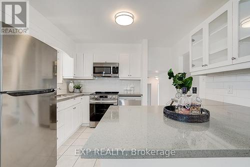 11 Tullamore Road, Brampton, ON - Indoor Photo Showing Kitchen With Upgraded Kitchen