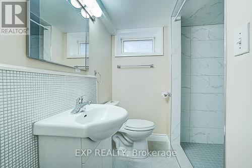 11 Tullamore Road, Brampton, ON - Indoor Photo Showing Bathroom