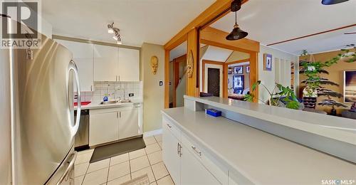 45 Ingersoll Crescent, Regina, SK - Indoor Photo Showing Kitchen