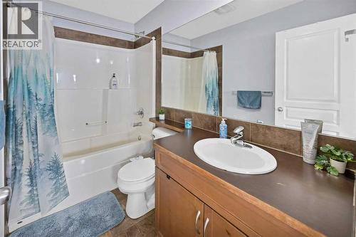 67 Copperstone Circle Se, Calgary, AB - Indoor Photo Showing Bathroom