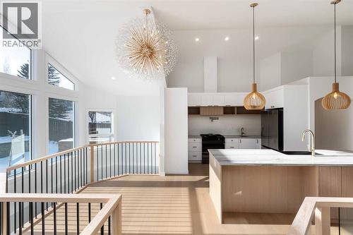 Dining Area/Breakfast Nook - 58 Edgevalley Close Nw, Calgary, AB - Indoor Photo Showing Kitchen