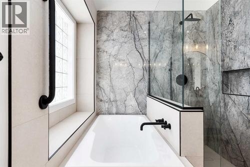 Primary Ensuite Bathroom - 58 Edgevalley Close Nw, Calgary, AB - Indoor Photo Showing Bathroom