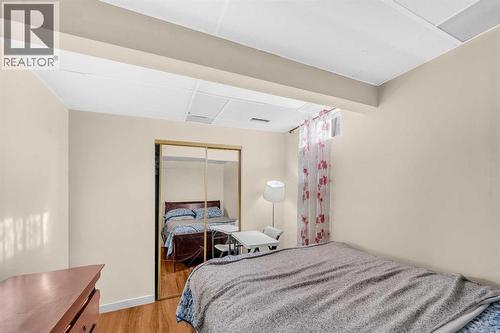 120 Castlebrook Rise Ne, Calgary, AB - Indoor Photo Showing Bedroom