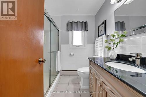 607 Newman Crescent, Whitby (Downtown Whitby), ON - Indoor Photo Showing Bathroom