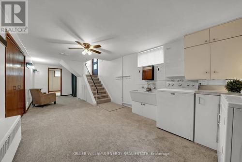 607 Newman Crescent, Whitby (Downtown Whitby), ON - Indoor Photo Showing Laundry Room