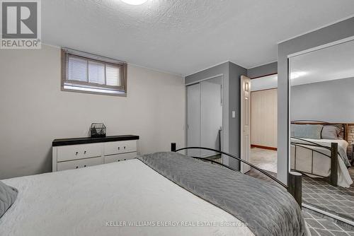 607 Newman Crescent, Whitby (Downtown Whitby), ON - Indoor Photo Showing Bedroom