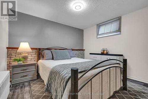 607 Newman Crescent, Whitby (Downtown Whitby), ON - Indoor Photo Showing Bedroom