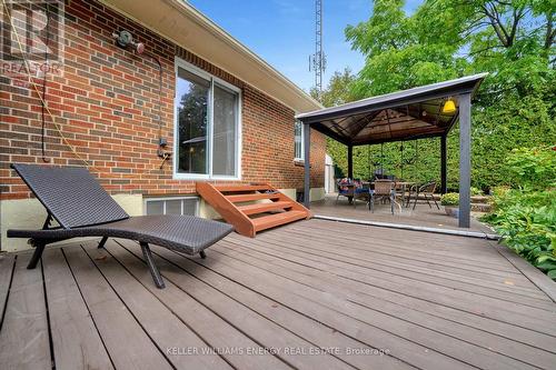 607 Newman Crescent, Whitby (Downtown Whitby), ON - Outdoor With Deck Patio Veranda With Exterior