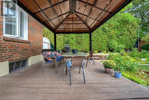 607 Newman Crescent, Whitby (Downtown Whitby), ON - Outdoor With Deck Patio Veranda With Exterior