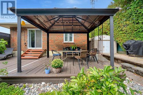 607 Newman Crescent, Whitby (Downtown Whitby), ON - Outdoor With Deck Patio Veranda With Exterior