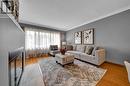 607 Newman Crescent, Whitby (Downtown Whitby), ON  - Indoor Photo Showing Living Room 