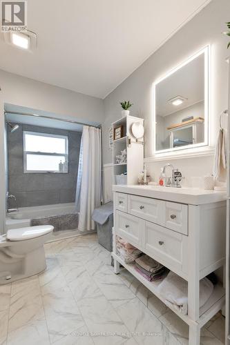 35613 Victoria Street, Southwold (Fingal), ON - Indoor Photo Showing Bathroom