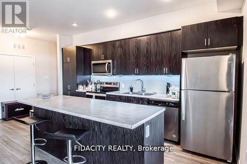 H - 225 Citiplace Drive, Ottawa, ON - Indoor Photo Showing Kitchen With Stainless Steel Kitchen With Double Sink With Upgraded Kitchen