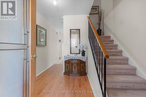 Welcoming entry into home. - 402 Sandhamn Private, Ottawa, ON - Indoor Photo Showing Other Room