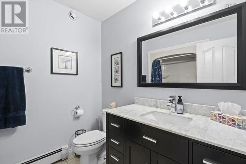 15 Bingham Drive, Stillwater Lake, NS - Indoor Photo Showing Bathroom